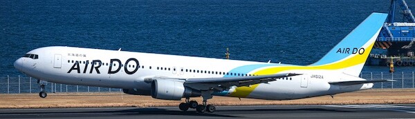 Boeing 767-300ER Air Do JA612A  04649