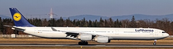Airbus A340-600 Lufthansa D-AIHZ  04653