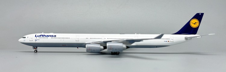 Phoenix-models 04653 Airbus A340-600 Lufthansa D-AIHZ