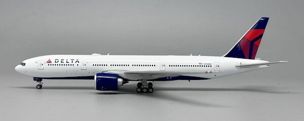 B777-200LR Delta N709DN  04670
