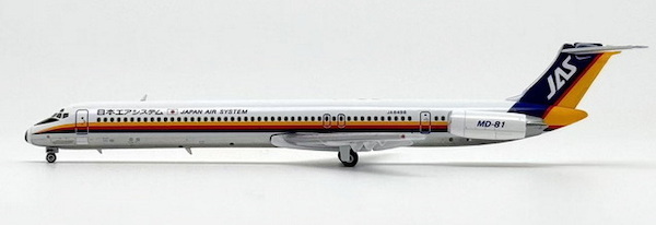 McDonnell Douglas MD81 JAS JA8498  04679