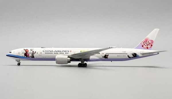 Boeing 777-300ER China Airlines B-18055  04680