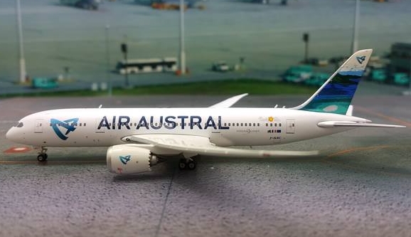 Boeing 787-8 Dreamliner Air Austral F-OLRC 11265