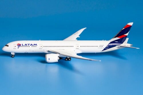 Boeing 787-9 Dreamliner LATAM 11712