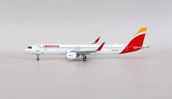 Airbus A321neo Iberia EC-OIL  11925