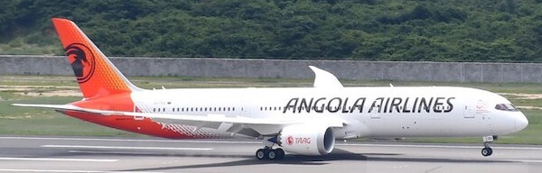 Boeing 787-9 Dreamliner TAAG Angola Airlines D2-TEQ  11992