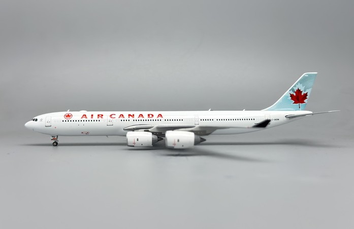 エアカナダ A340-500 C-GKOM 1/200 www.JetCollector.com: Air Canada A340-500 w/stand C-GKOM 1