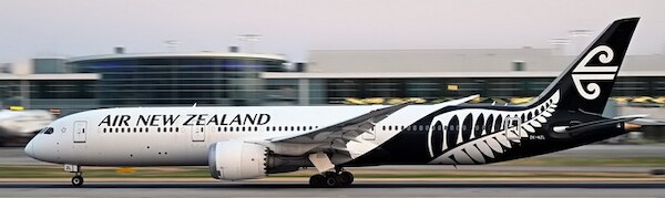 Boeing 787-9 Dreamliner Air New Zealand ZK-NZL  12013