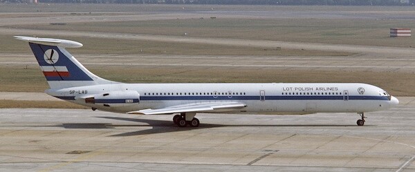 Ilyushin IL62M East Line Airlines RA-86567 12031