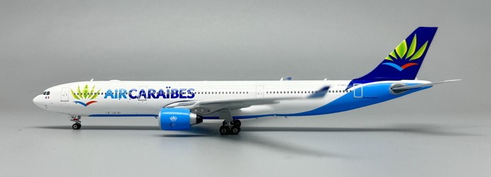 Maquette Avion Airbus A330-300 – Air Caraïbes F-HPTP – Échelle 1/200 – Occasion