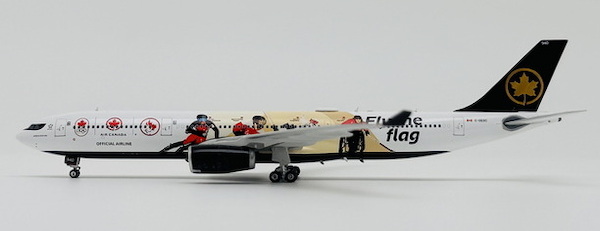 Airbus A330-300 Air Canada "Fly the flag" C-GEGC  12072