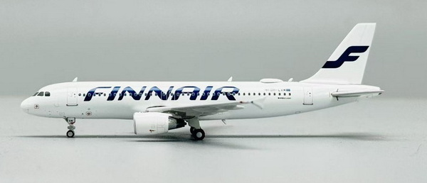 Airbus A320-200 Finnair OH-LXM  12081