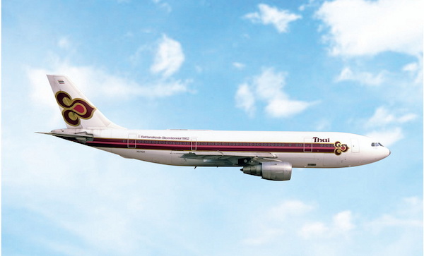 Airbus A300B4-203 Thai Airways HS-TGH Rattanakosin Bicentennial 1982  12107