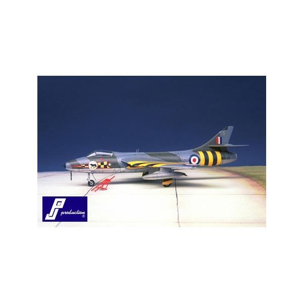 Hawker Hunter F4 (RAF)  721015