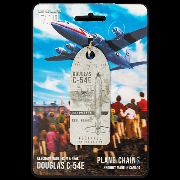 Keychain made of: Douglas C-54E Berlin Airlift N500EJ (metal) N500EJ METAL