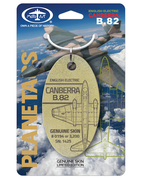 Keychain made of: Canberra B.82 1425 Fuerza Aérea Venezolana (yellow base gray/green) CANBERRA-Y