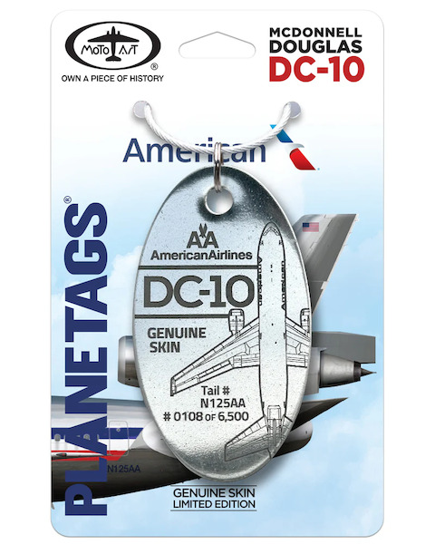 Keychain made of: Douglas DC-10 American Airlines N125AA  N125AA