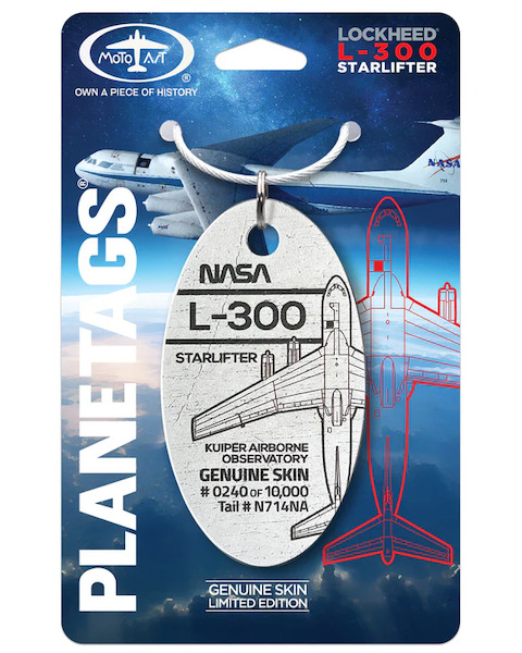 Keychain made of: Lockheed L-300 Starlifter N714NA N714NA