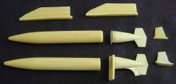 F104 Pylon & Pylon tanks 3209