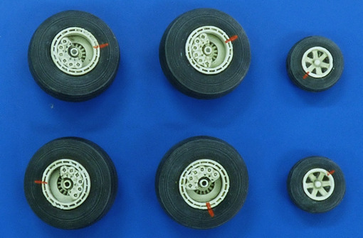 Wheels for EC-121 Warning Star (Heller) AL7027