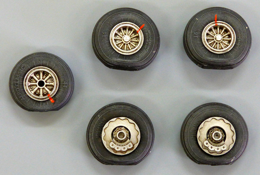 Wheels for Douglas DC6/C-118 (Heller)  AL7030