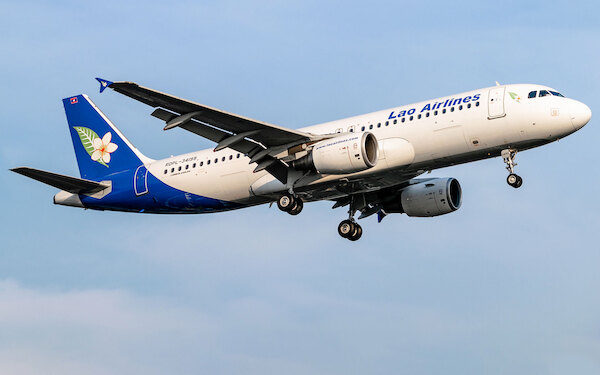 Airbus A320-200 (Lao Airlines)  PPP144-042