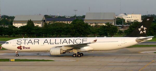 Airbus A330 (Thai Airways - Star alliance)  PPP200-12