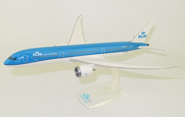 Boeing 787-9 Dreamliner KLM "Sunflower" PH-BHC 220143
