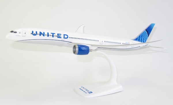Boeing 787-10 Dreamliner United N12010 222147