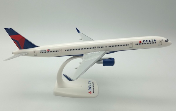 Boeing 757-300 Delta N590NW 223083