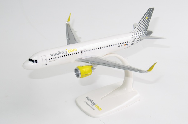 Airbus A320neo Vueling EC-NEA 223120