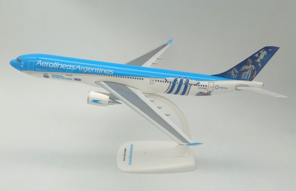 Airbus A330-200 Aerolíneas Argentinas "Argentina Football Livery" LV-FVH 223151
