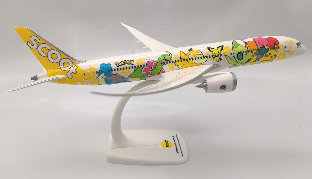 Scoot Boeing 787 限定ポケモンモデル 1:200 PPC 223687 Boeing 787-9 Dreamliner Scoot 