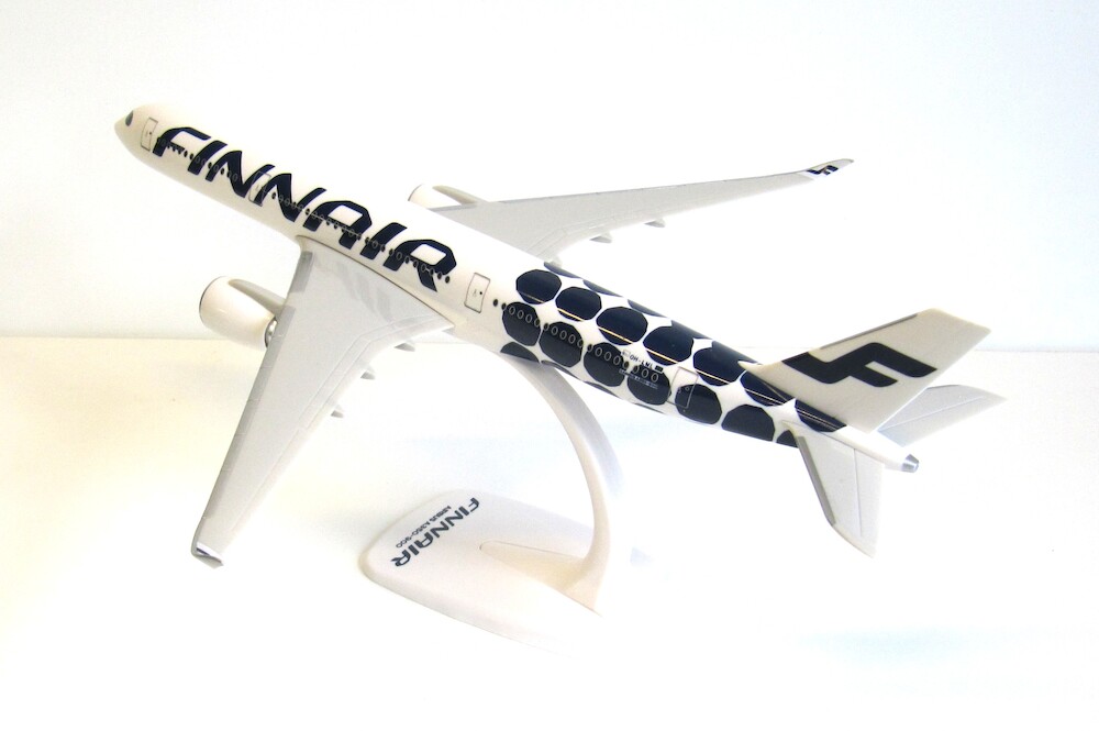 FINNAIR マリメッコA350-900 1:200スケール PPC 224844 Airbus A350-900 Finnair 