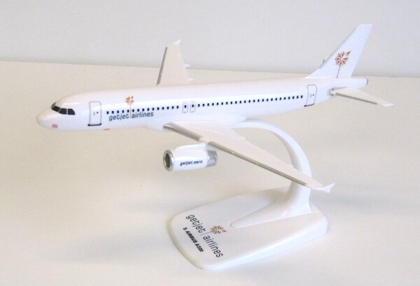 Airbus A320 Getjet Airlines  225063