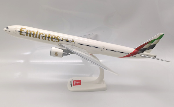 Boeing 777-300ER Emirates A6-ENV  (NEW COLORS)  289370