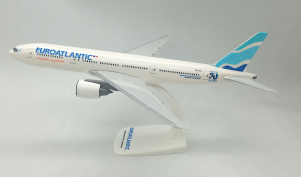 Boeing 777-200ER EuroAtlantic CS-TSX  223328