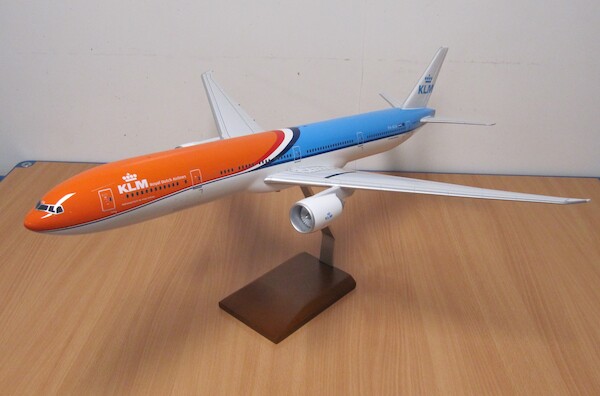 Boeing 777-300ER KLM "Orange Pride" PH-BVA 2023 PA117NEW