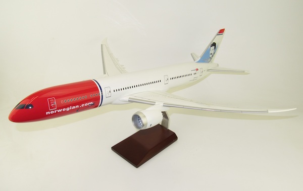 Boeing 787-9 Dreamliner Norwegian "Freddie Mercury" G-CKNA PA134