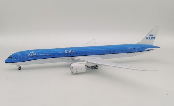 Boeing 787-10 Dreamliner KLM PH-BKG  IF787KLM1120