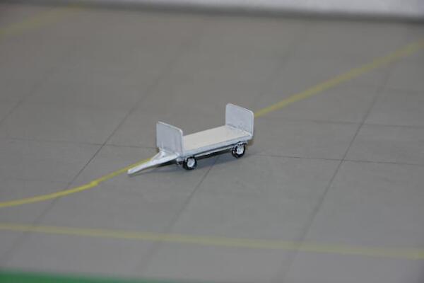Baggage cart - empty (2) 44501