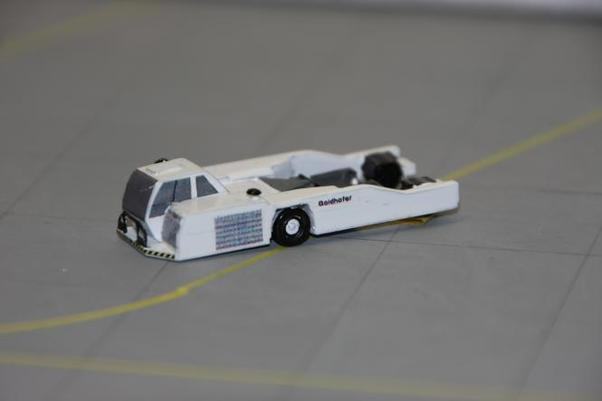 Towbarless Tug