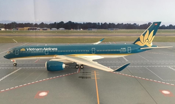 A350-900 (Vietnam Airlines) VN-A886 100011