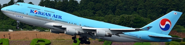 Boeing B747-400 Korean Air HLockheed L7402 With Antenna EW4744001