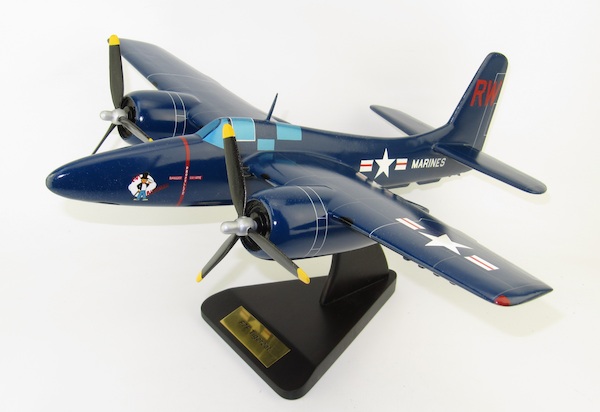 F7F-1 Tigercat USMC SMALL CRACK IN THE RIGHT WING / ENGINE TMF7FUSMC
