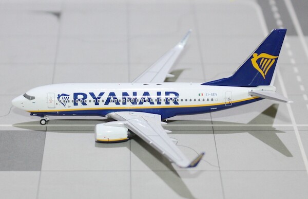 Boeing 737-700WL Ryanair EI-SEV 202118