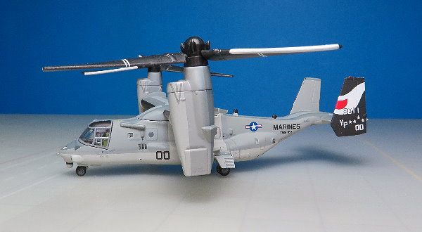 1:144 MV-22B Osprey USMC VMM-165 White Knights YW00.