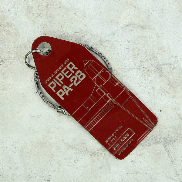 Keychain made of real aircraft skin: Piper Pa28 Archer II D-EBRI (red) D-EBRI RED