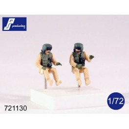 AH-64 Helicopter crew 721130