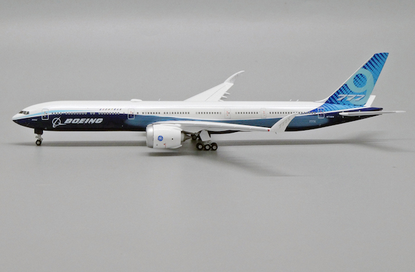 Boeing 777-9x House Color